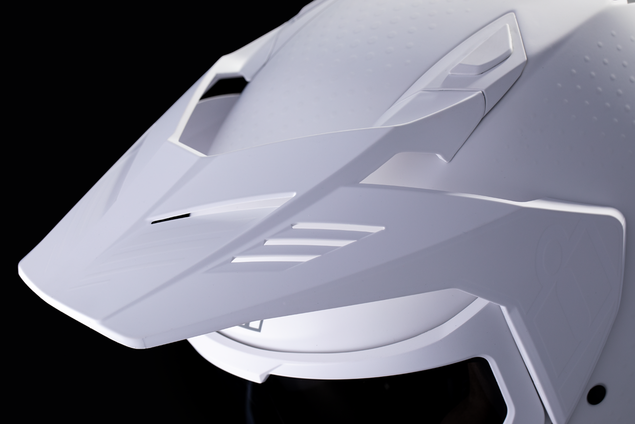 ICON Elsinore™ Helmet - Monotype - White image 9