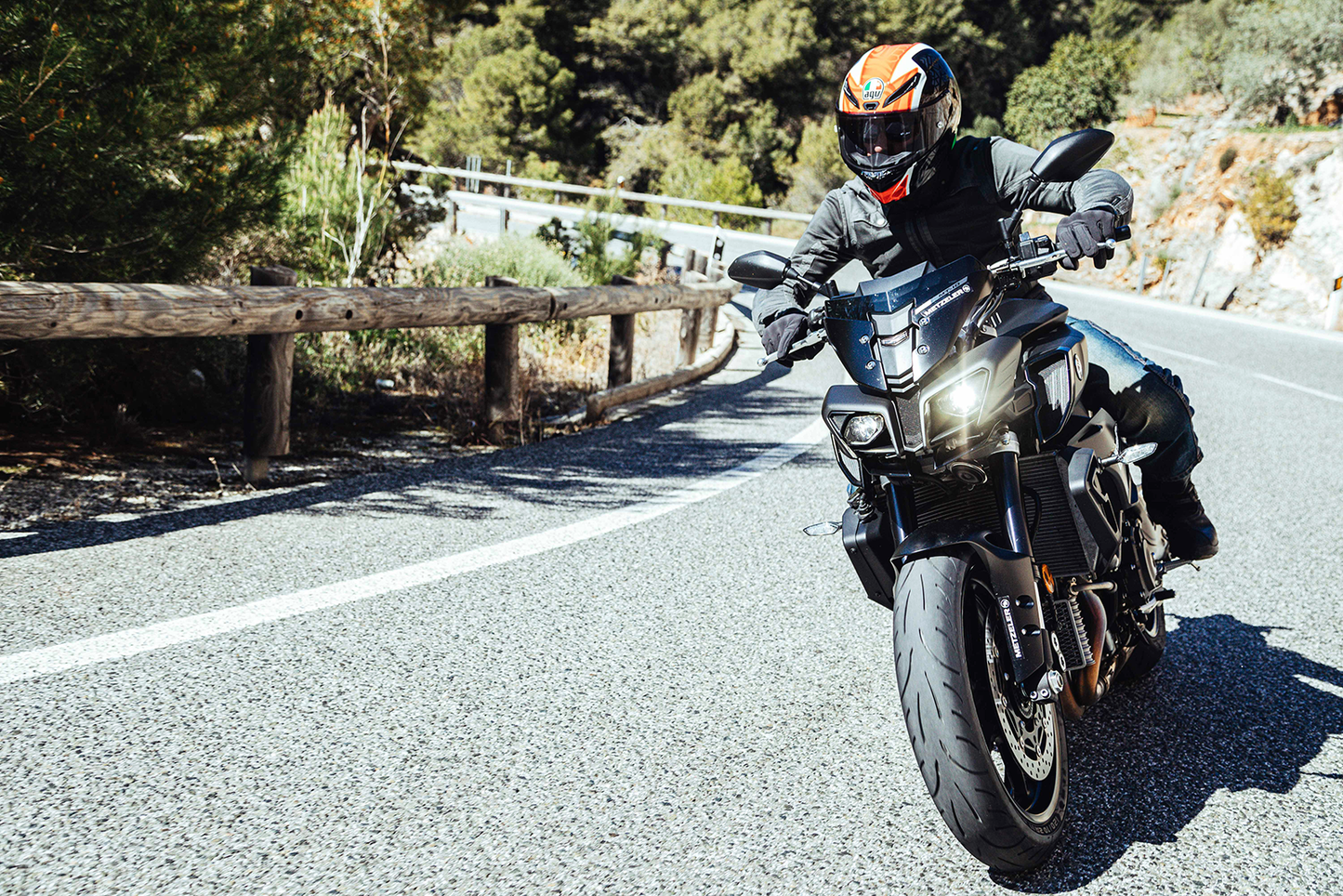 METZELER Sportec™ M9 RR Tires