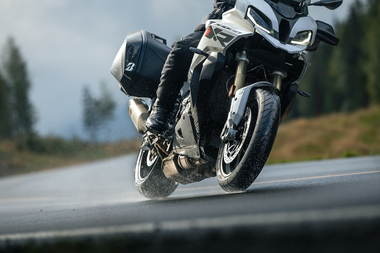 Bridgestone T33 Tires