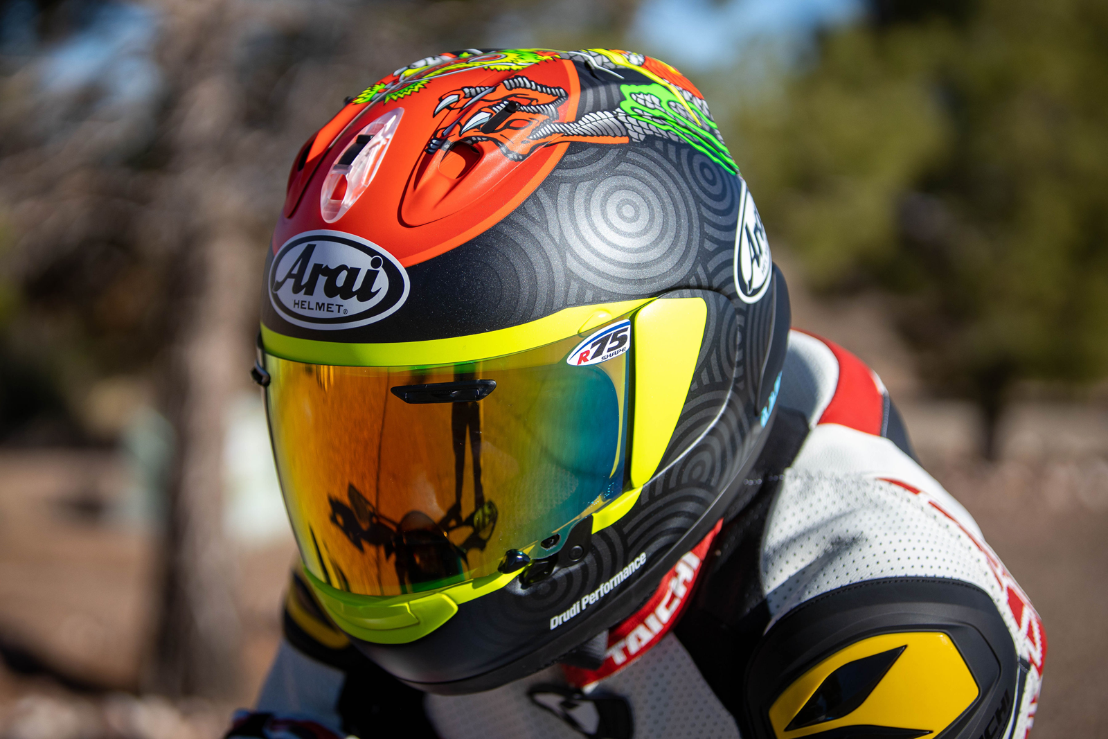 ARAI Corsair-X Helmet - Tatsuki - Frost image 2