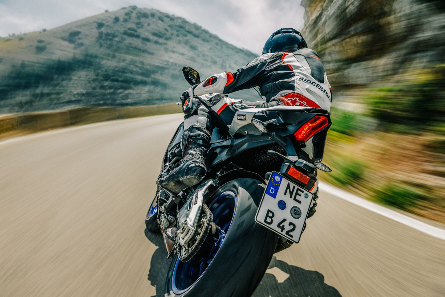 Bridgestone Battlax S22 Hypersport Tires