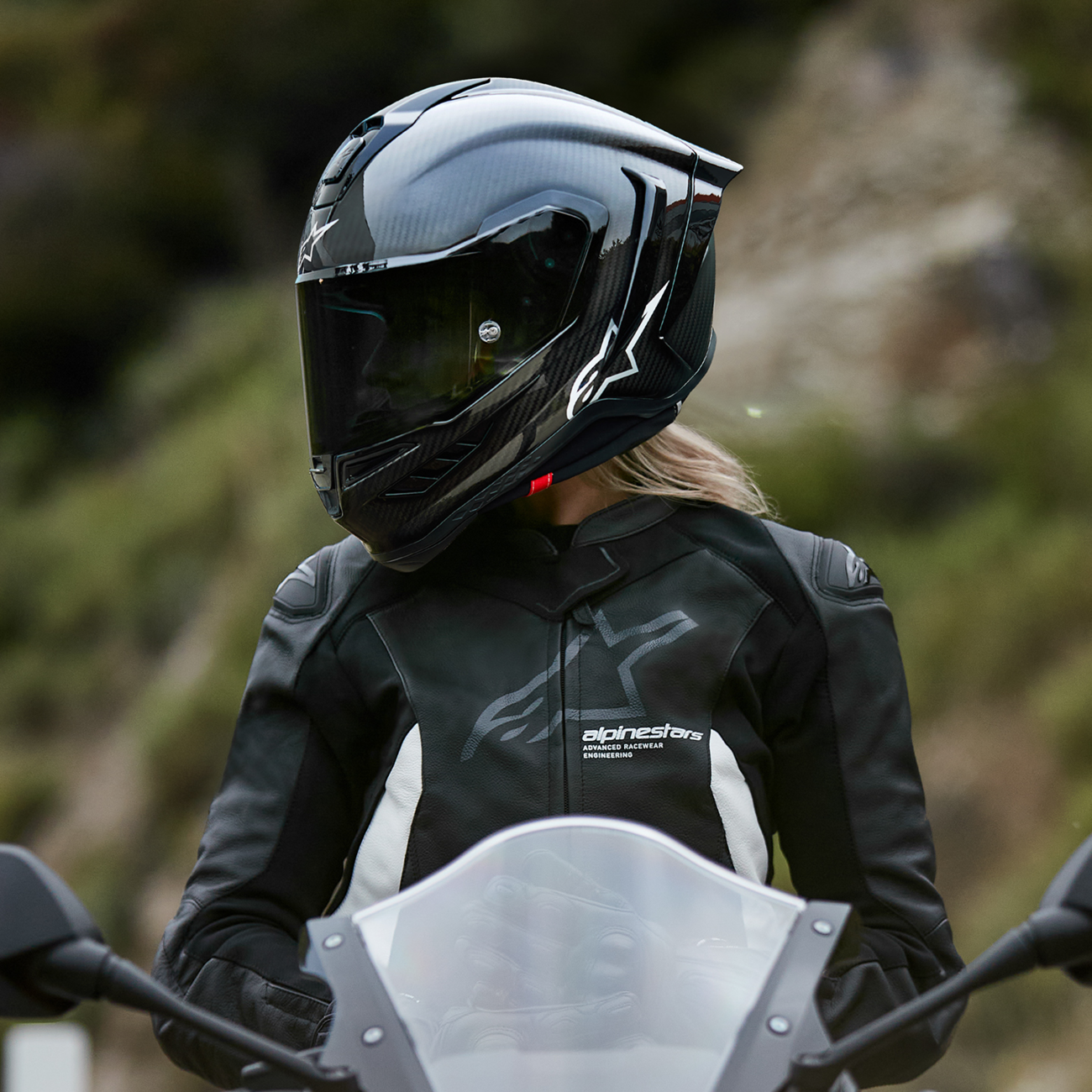 AlpineStars Supertech R10 Helmet - Solid - Carbon Black image 7